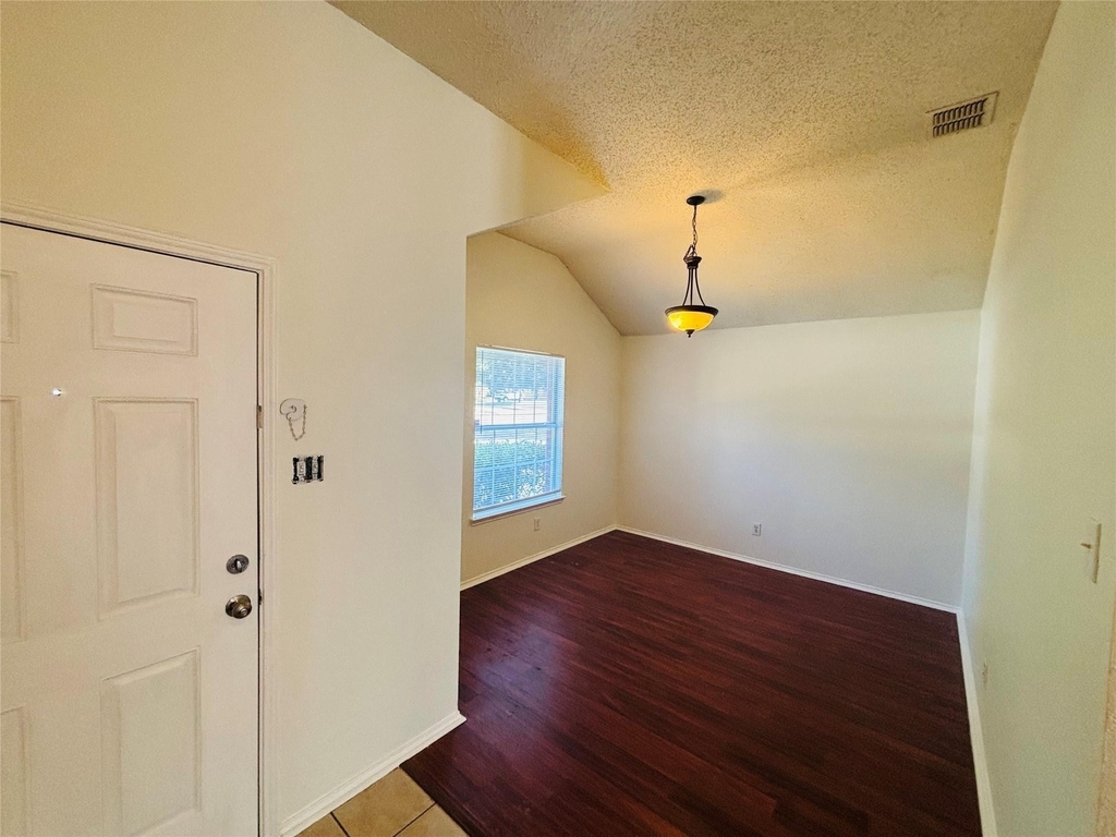 1108 Alexandria Drive - Photo 2