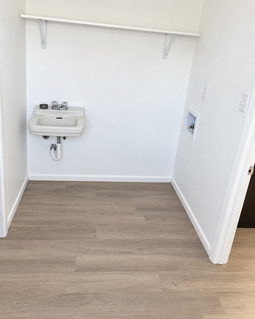 8324 Ellery Drive - Photo 8