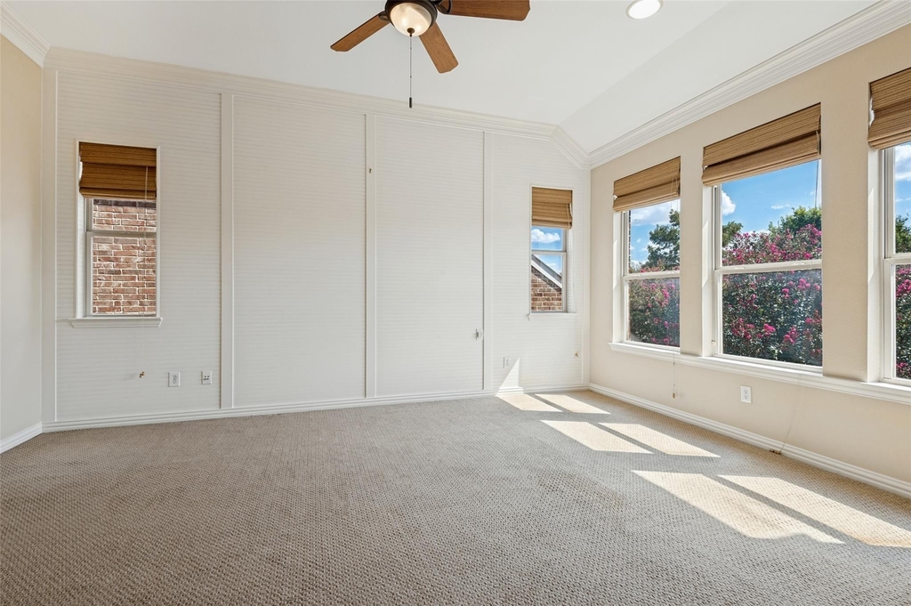 2225 Cameron Crossing - Photo 5