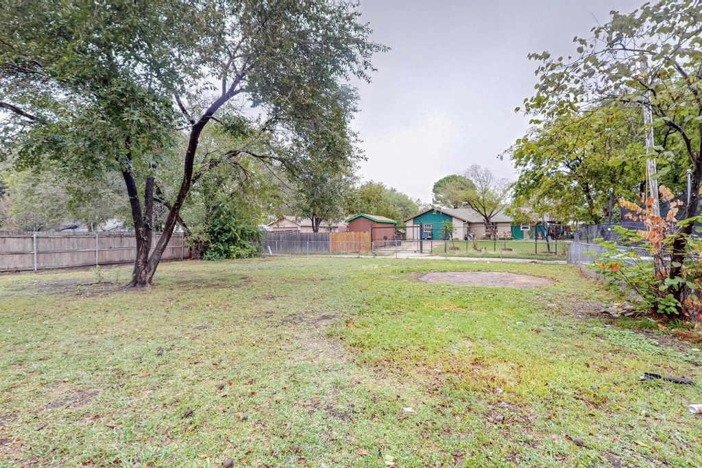 3842 Commonwealth Drive - Photo 13