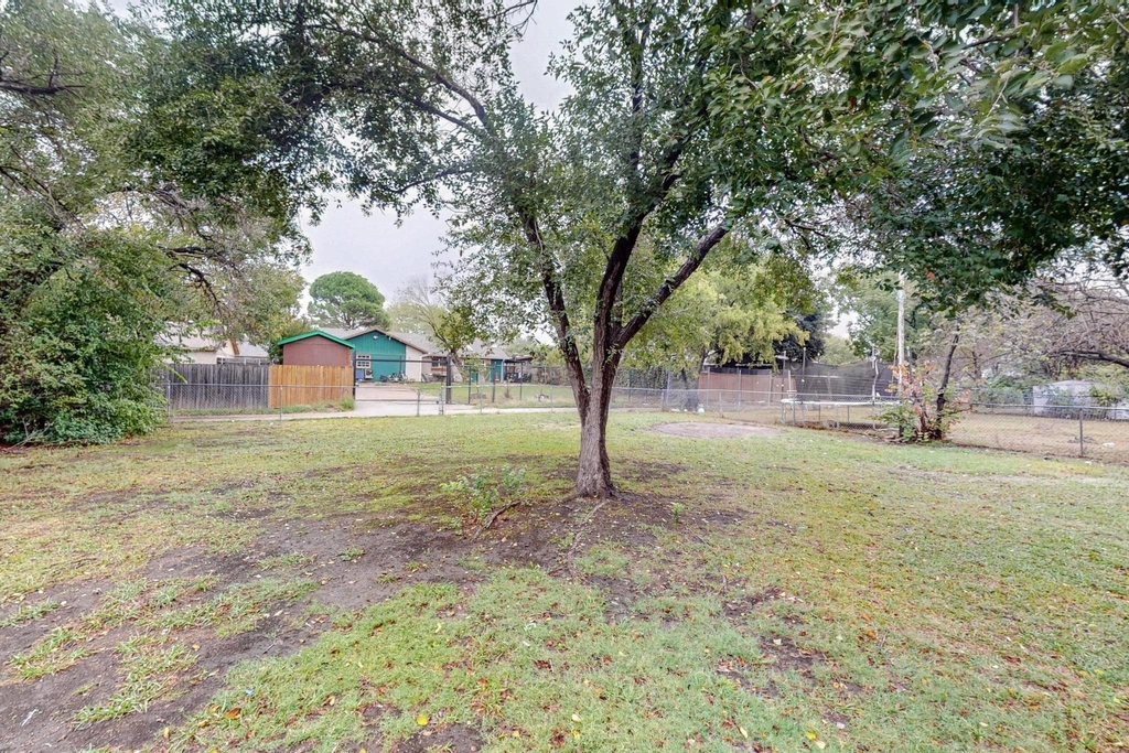 3842 Commonwealth Drive - Photo 12