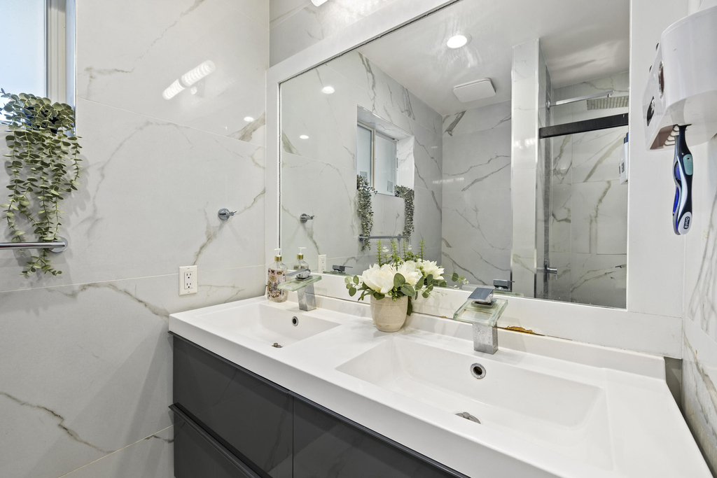 3230 Roosevelt Street - Photo 29
