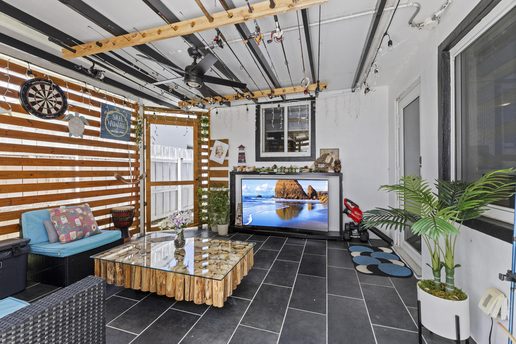 3230 Roosevelt Street - Photo 16