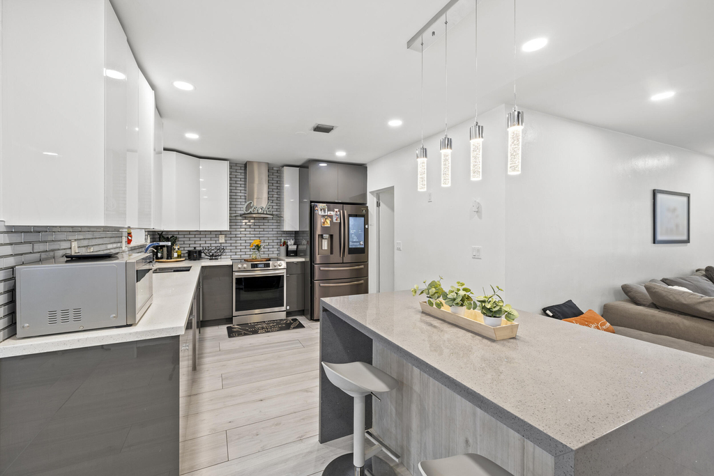 3230 Roosevelt Street - Photo 9