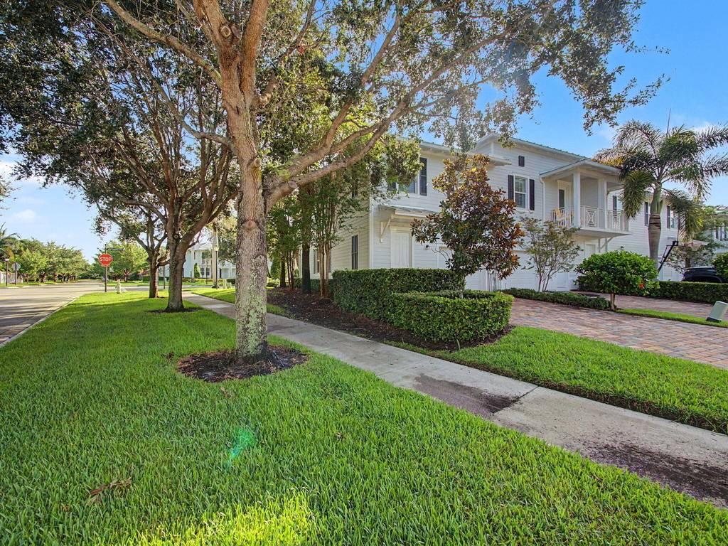 1334 S Community Drive - Photo 3