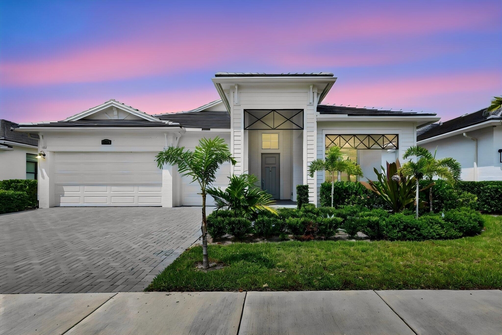 9202 Sw Esule Way - Photo 0