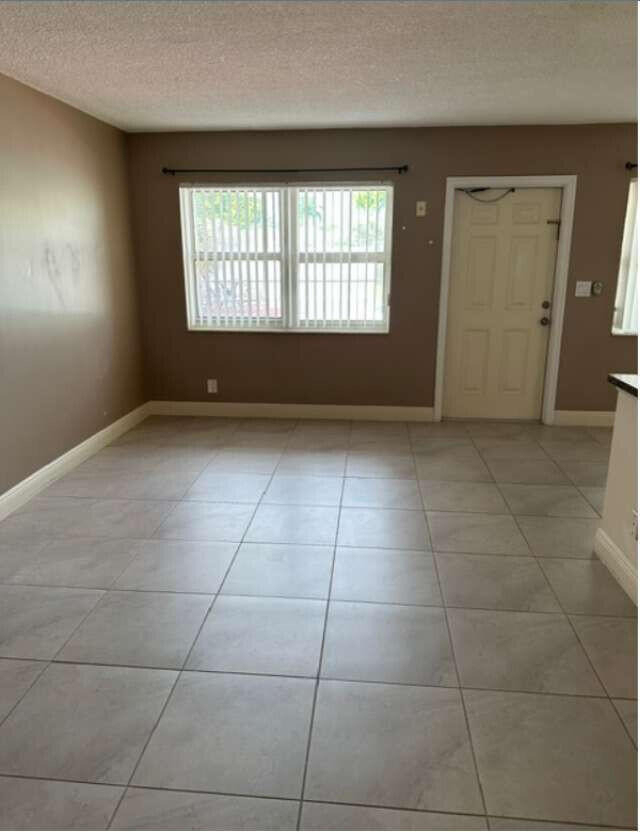 22 Se 3rd Terrace - Photo 2