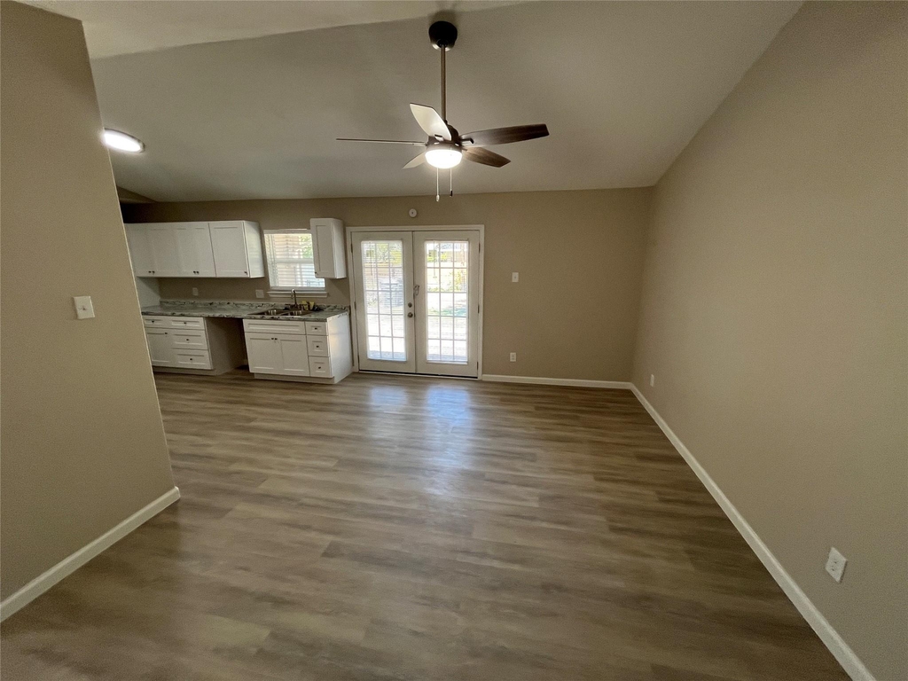 9615 Oak Gate Lane - Photo 3