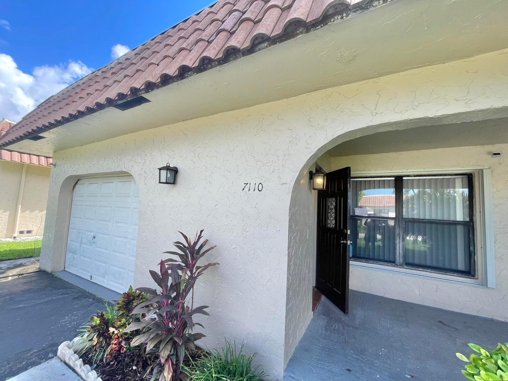 7110 Nw 78th Avenue - Photo 0