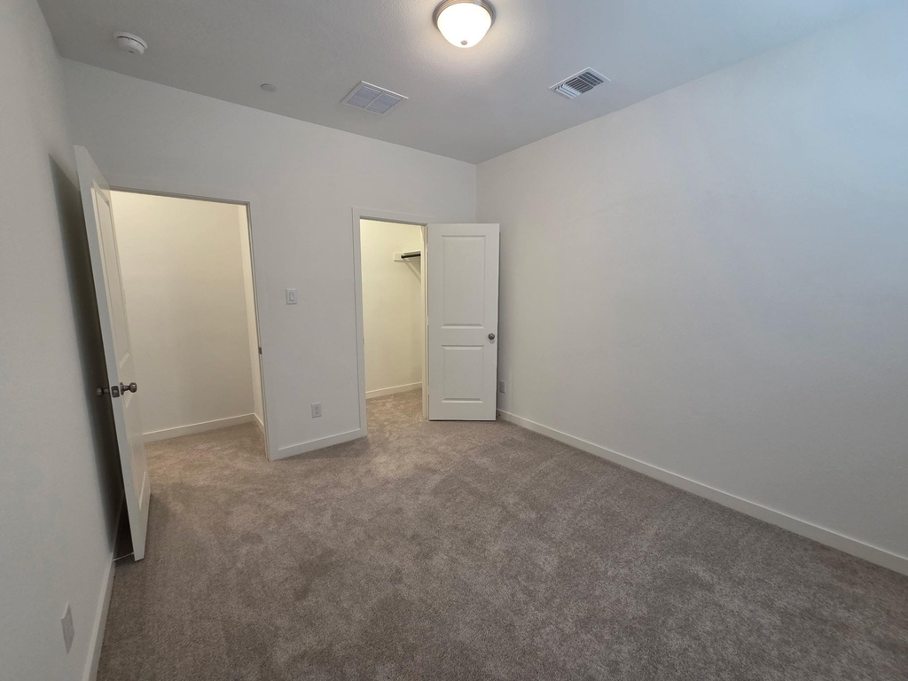 5708 Lakeview Drive - Photo 22