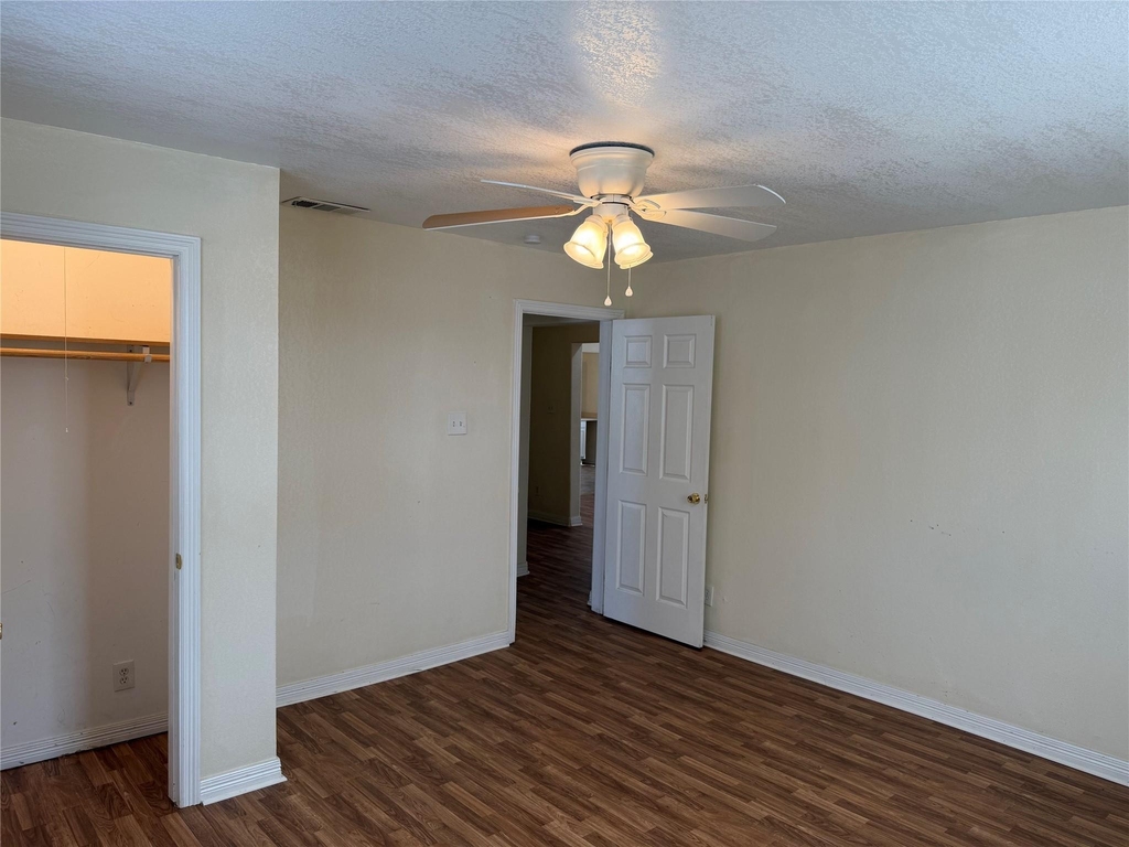 1402 N Commerce Street - Photo 10
