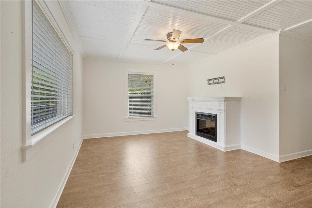 2532 Steven Drive - Photo 3