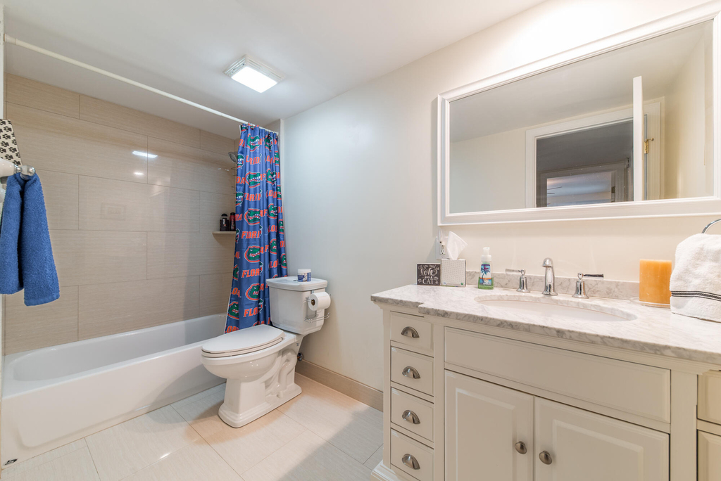 717 7th Lane - Photo 11