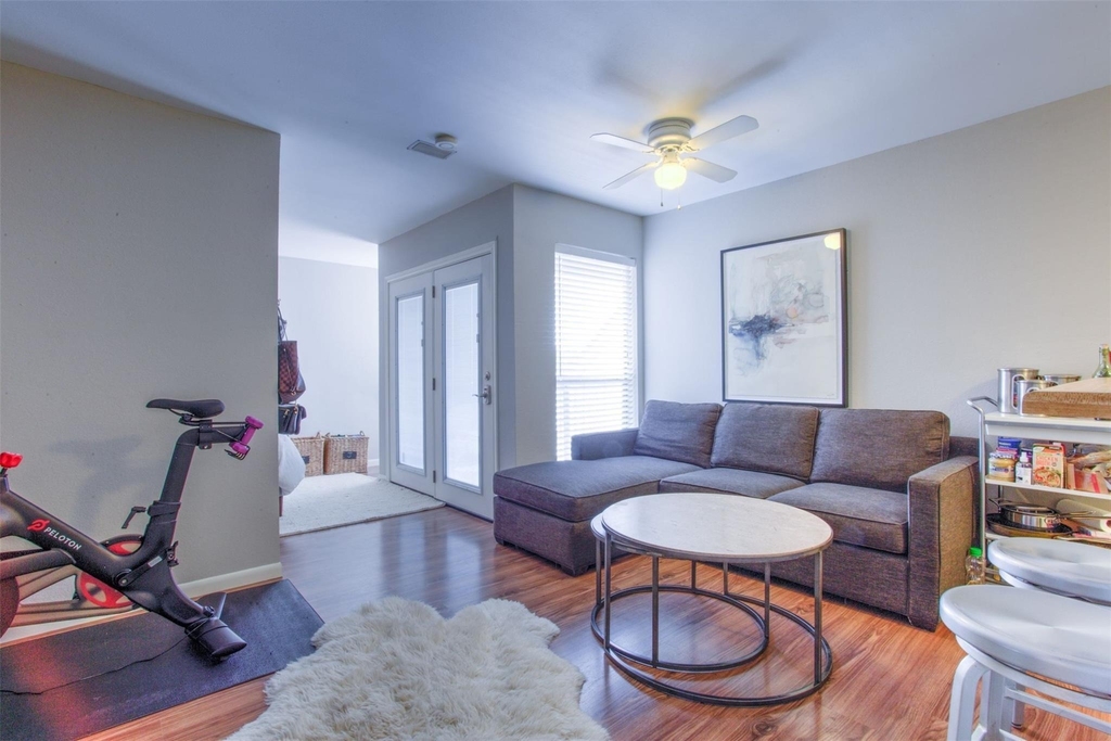 3129 Sondra Drive - Photo 8