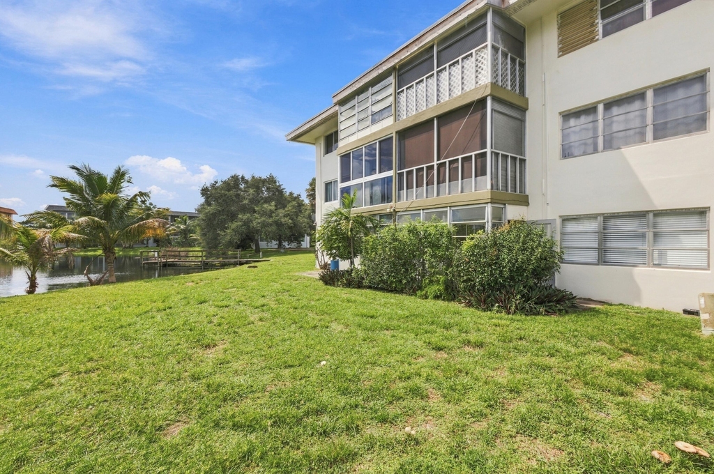 5480 Nw 11th Street - Photo 17