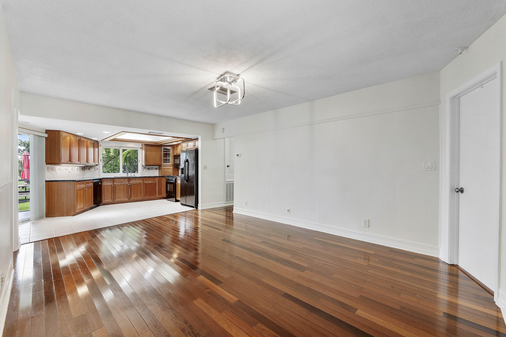 2940 Nw 87th Terrace - Photo 9