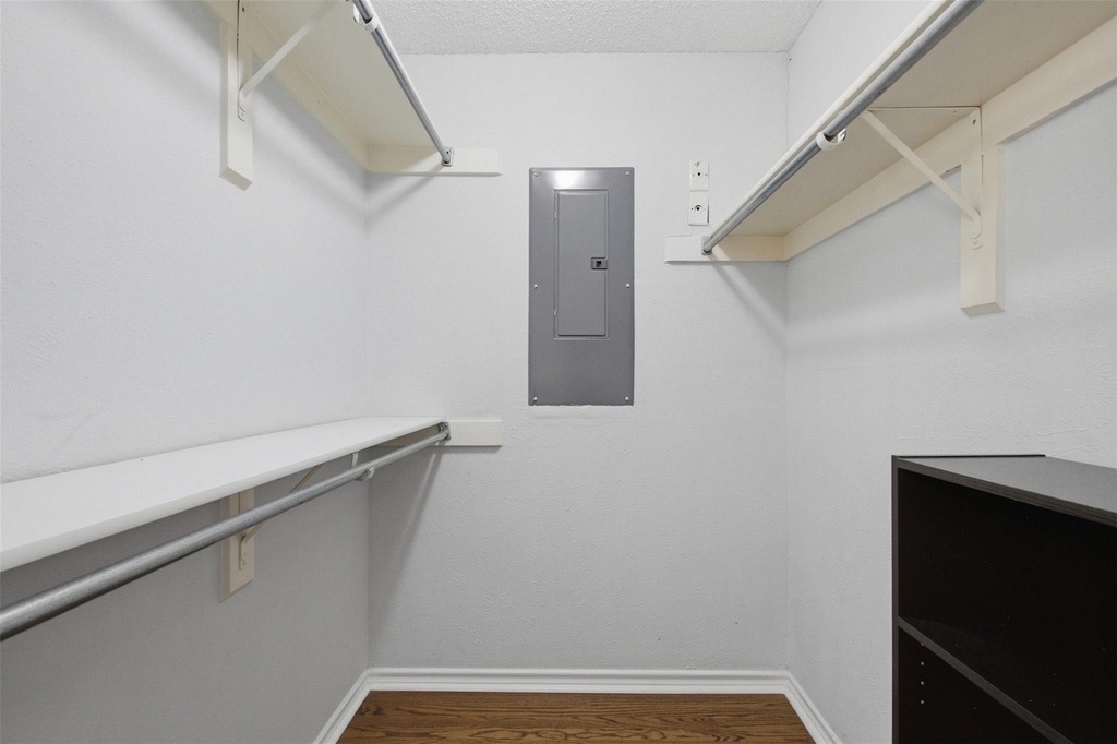 6318 Richmond Avenue - Photo 17
