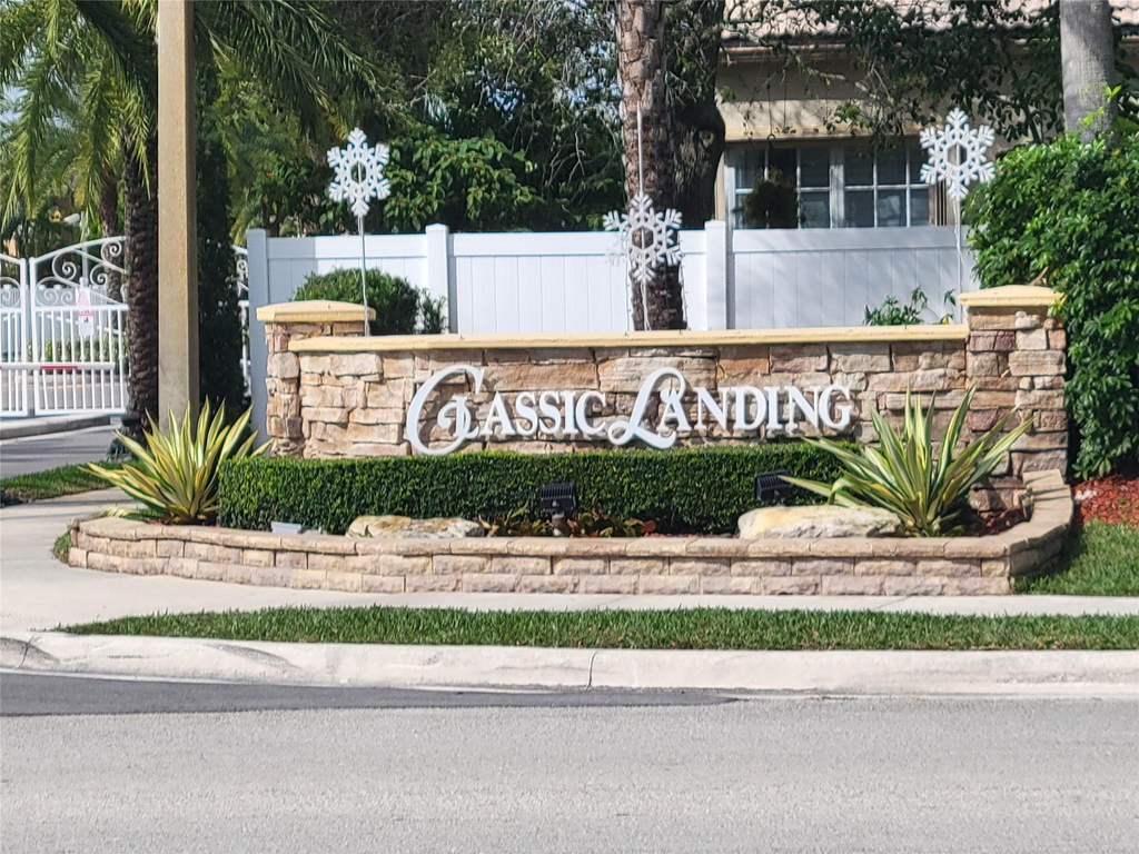 728 Nw 156th Avenue - Photo 24