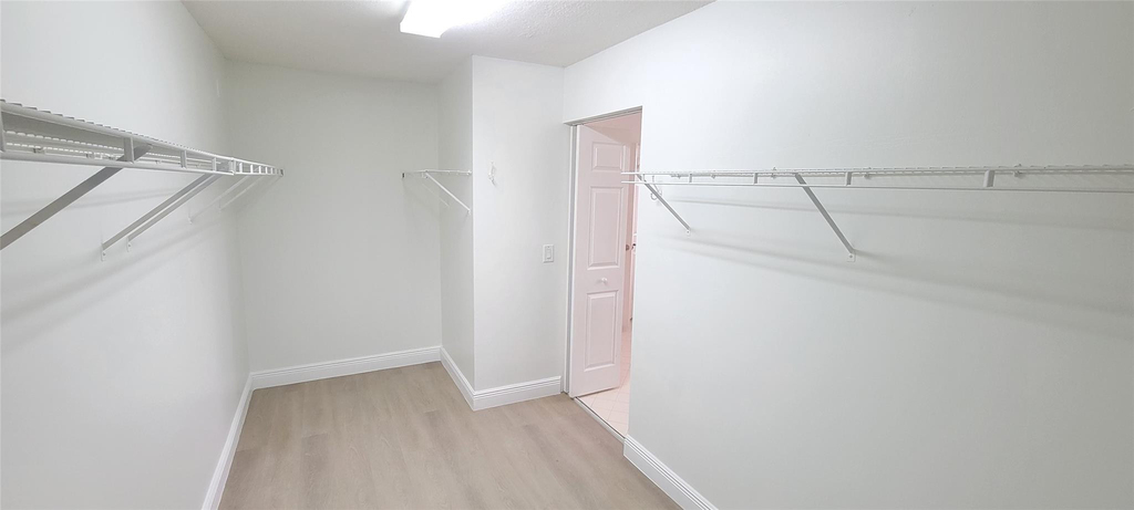 728 Nw 156th Avenue - Photo 8