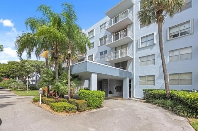 480 Executive Center Drive - Photo 7