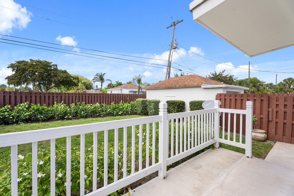 517 55th Street - Photo 6