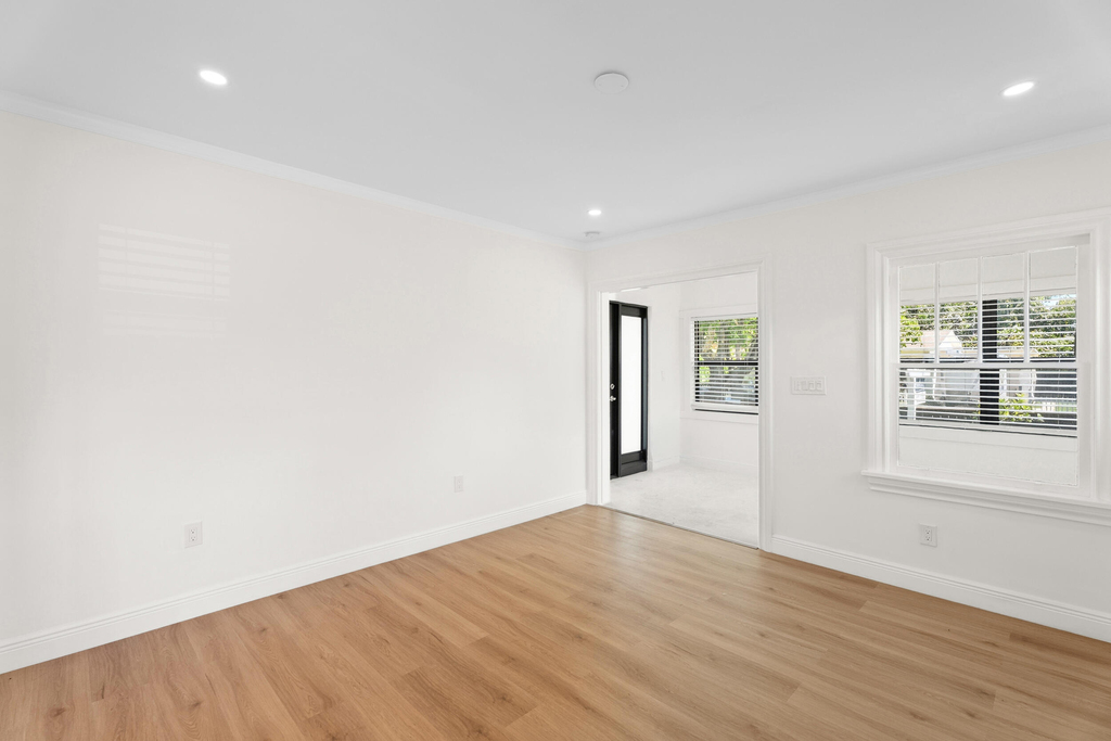 517 55th Street - Photo 11