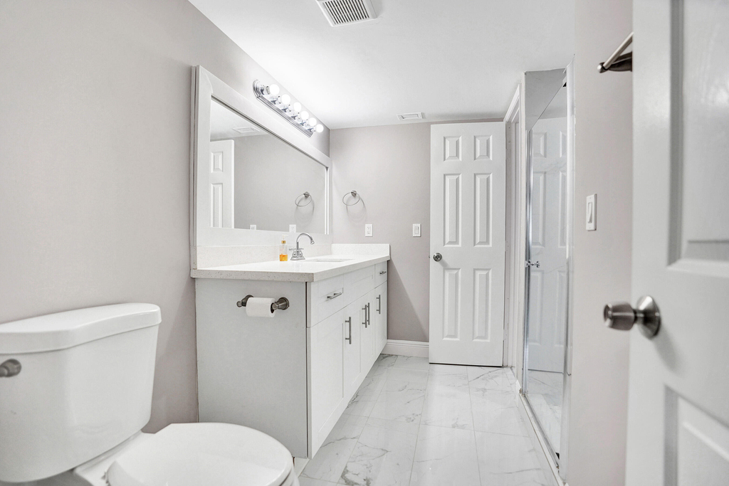 2200 S Cypress Bend Drive - Photo 15