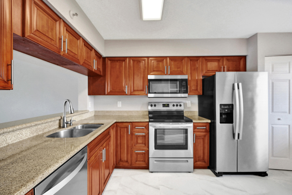 2200 S Cypress Bend Drive - Photo 41