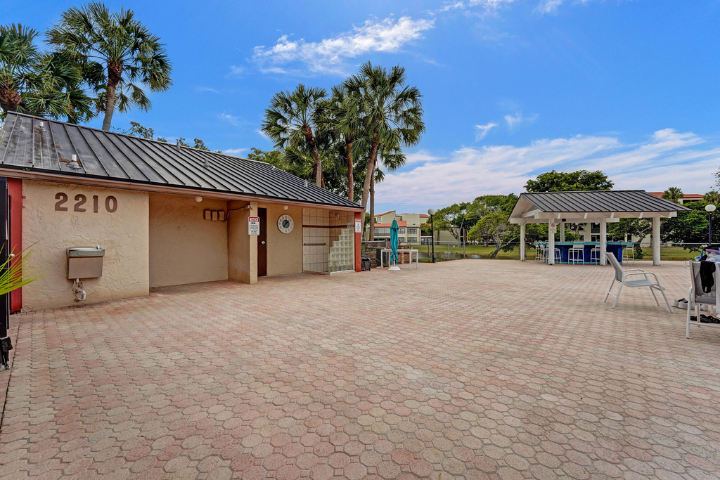 2200 S Cypress Bend Drive - Photo 59