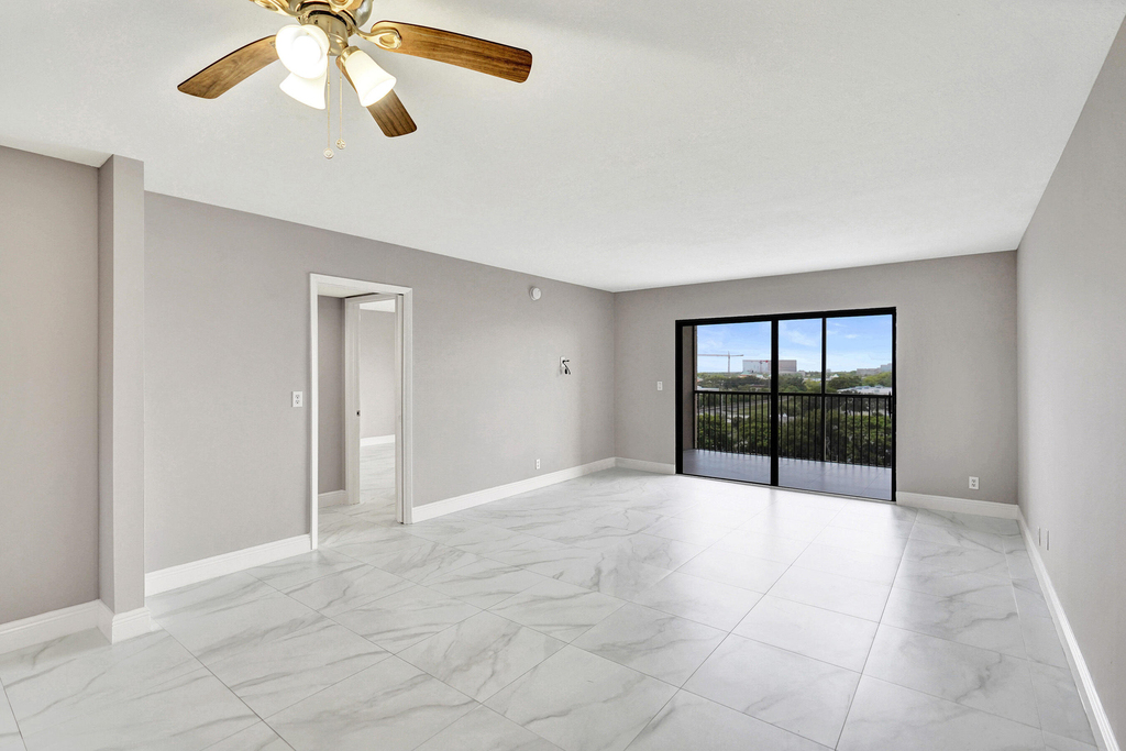 2200 S Cypress Bend Drive - Photo 3