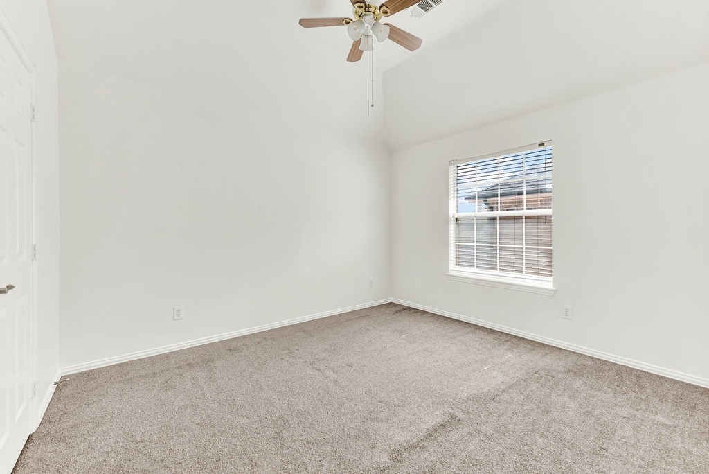 13270 Roadster Drive - Photo 28