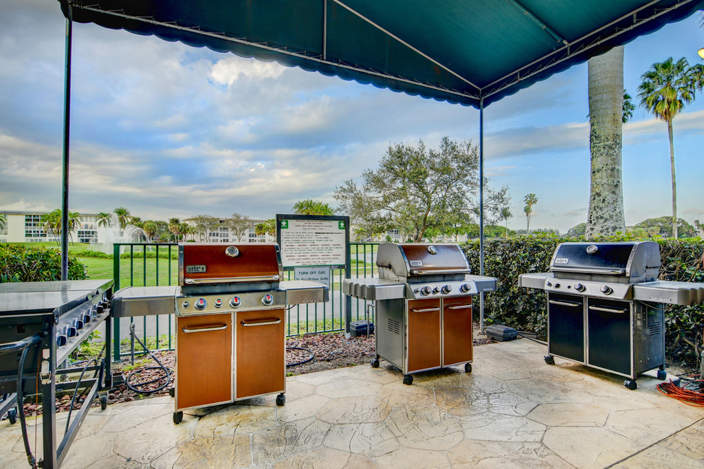 4602 Ne Martinique Way - Photo 81
