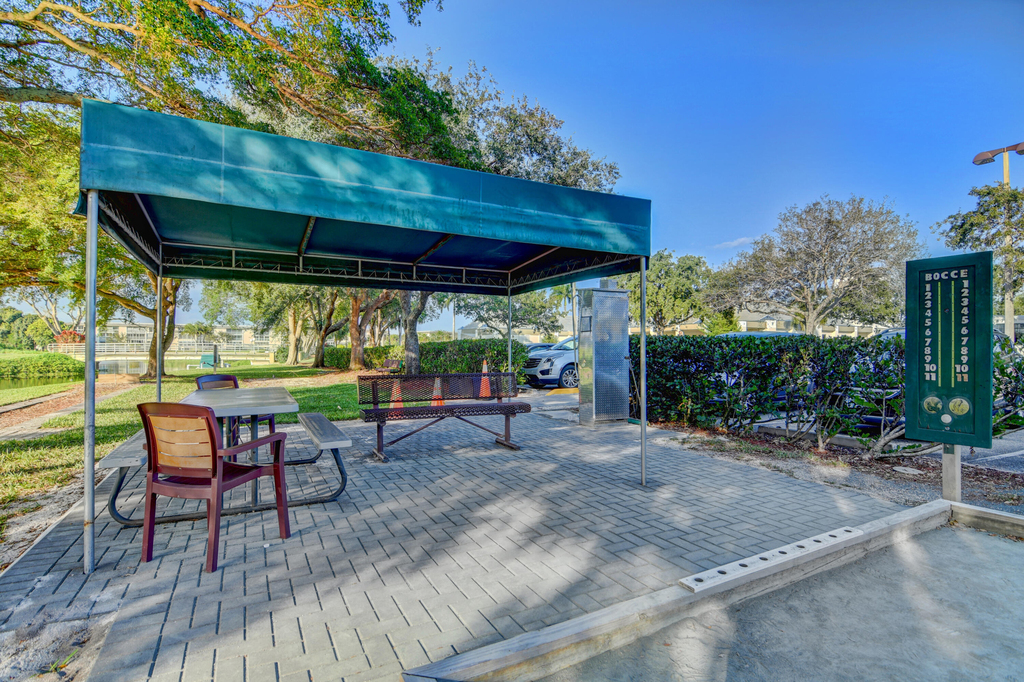 4602 Ne Martinique Way - Photo 95
