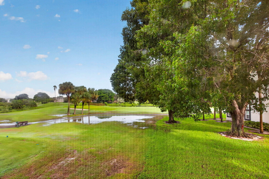 4602 Ne Martinique Way - Photo 19