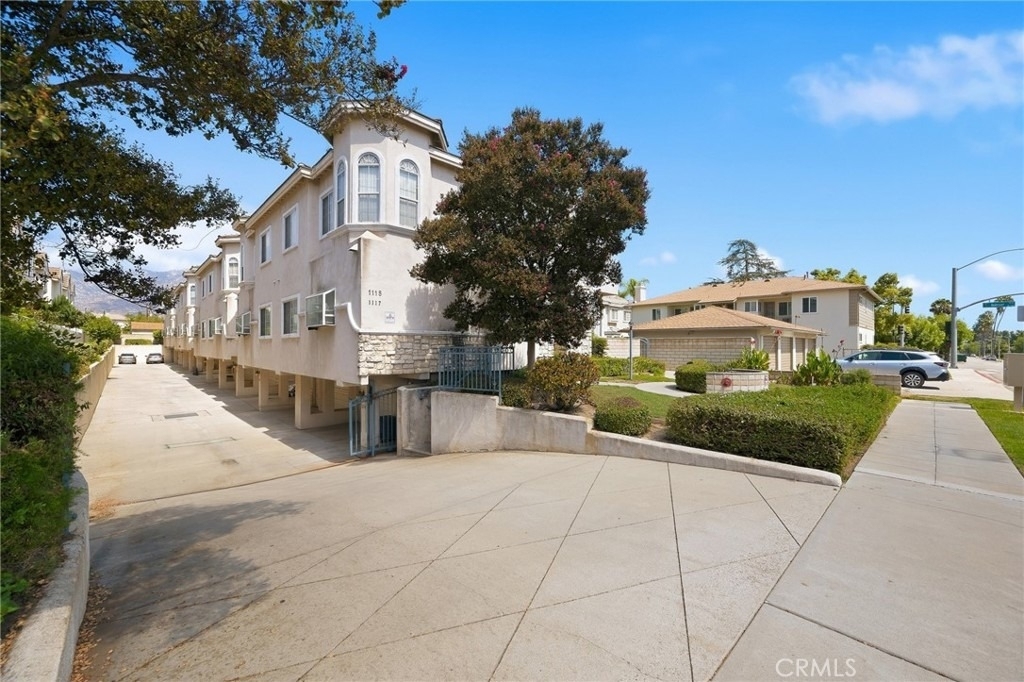 1115 Fairview - Photo 27
