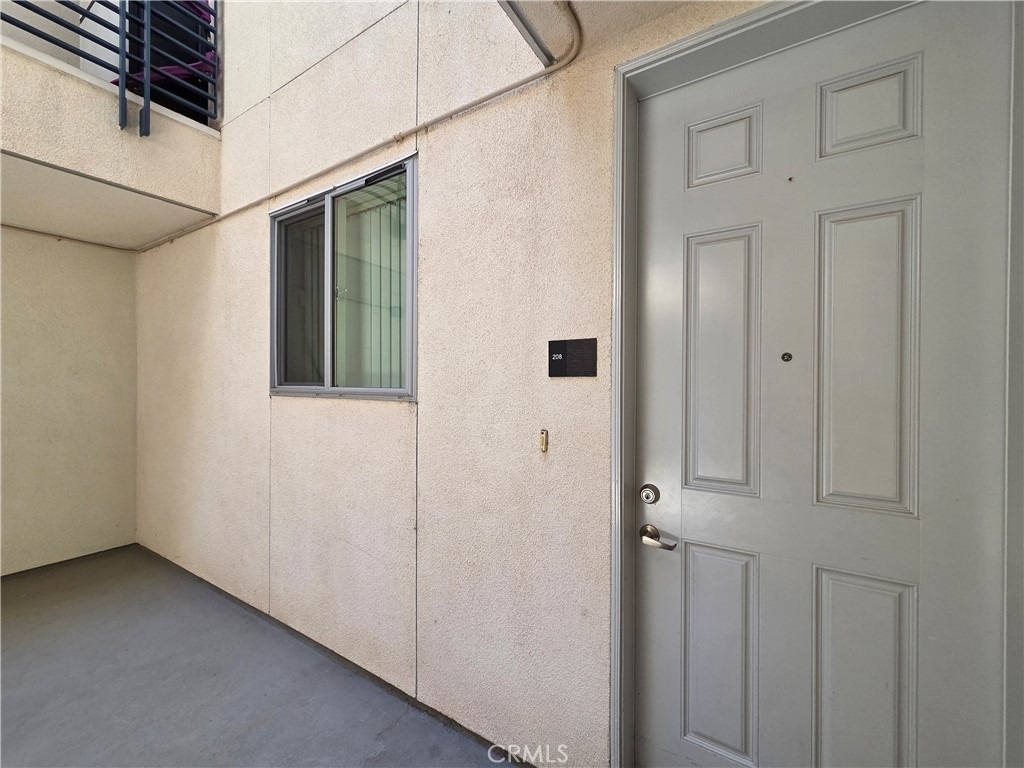 1836 Sichel Street - Photo 0