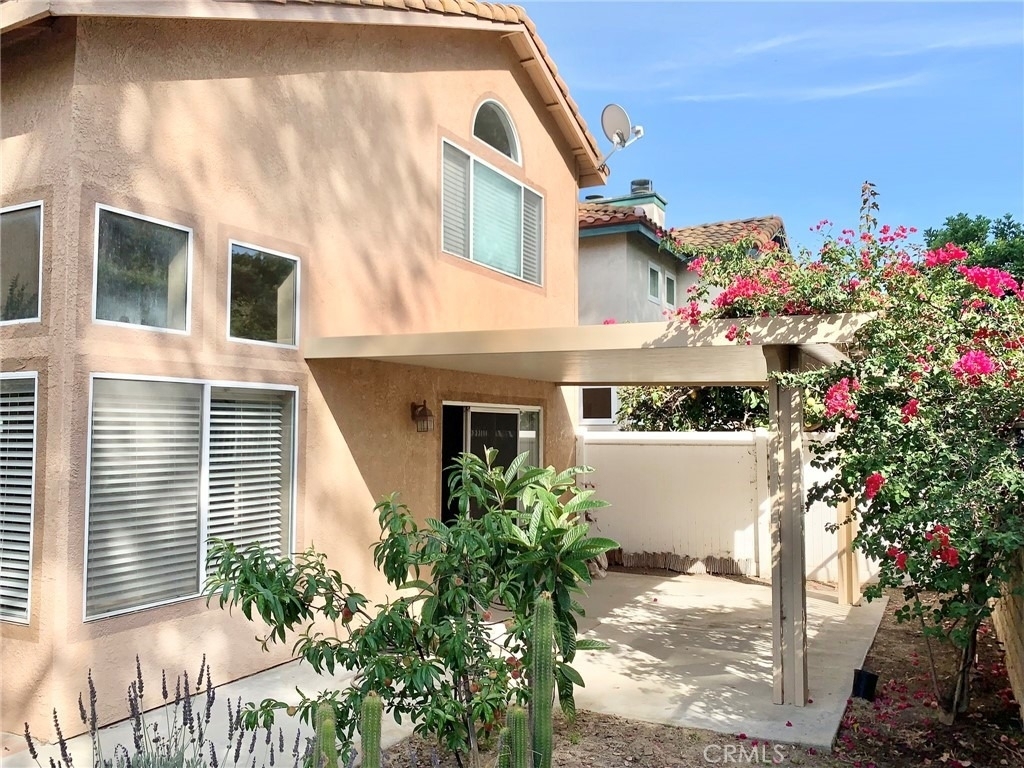 15686 Altamira Drive - Photo 14