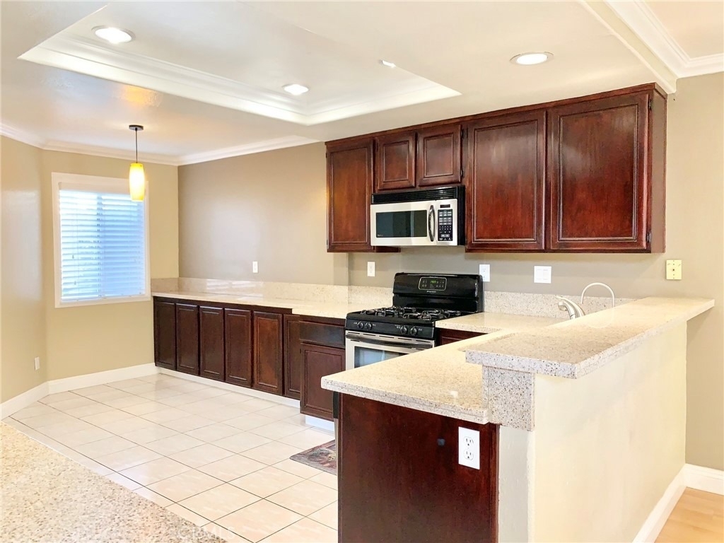 15686 Altamira Drive - Photo 5