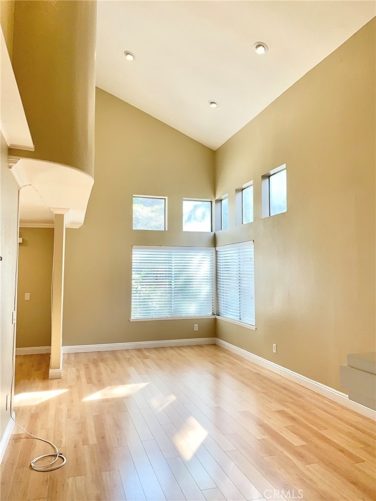 15686 Altamira Drive - Photo 2