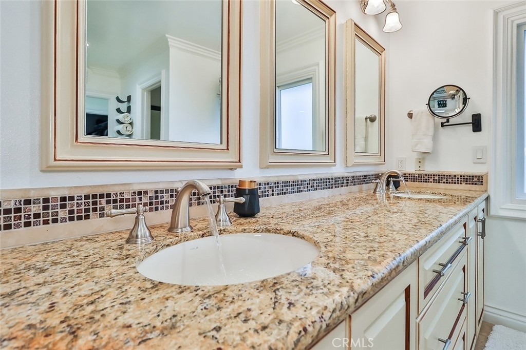 4658 Tam Oshanter Drive - Photo 42
