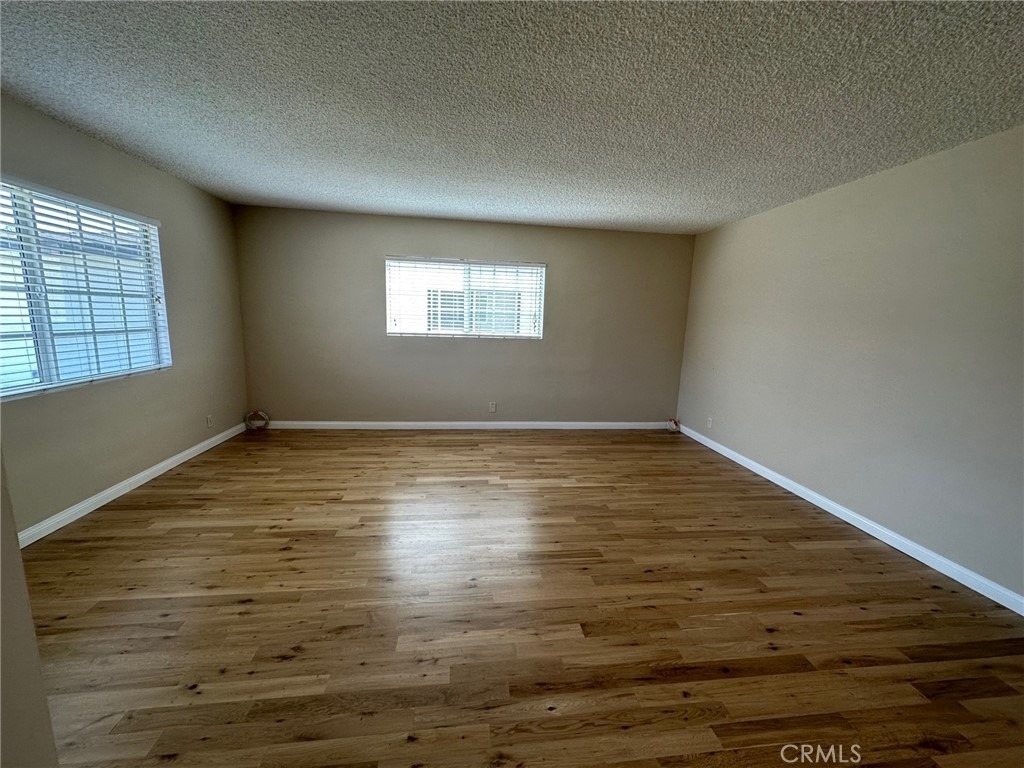 23740 Welby Way - Photo 2