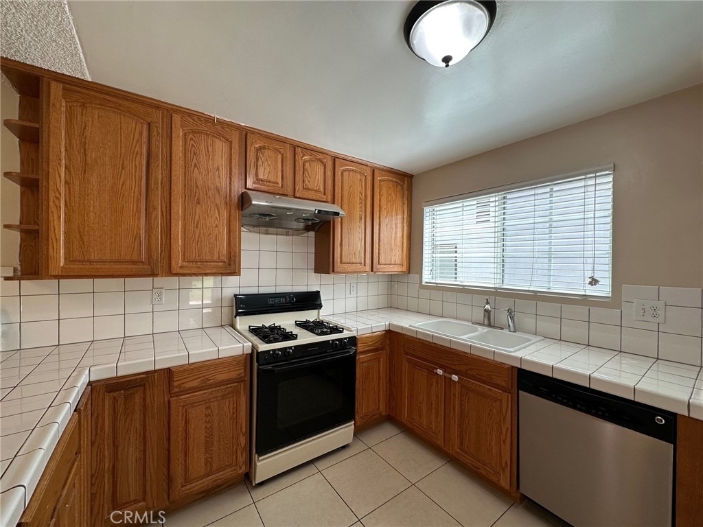 23740 Welby Way - Photo 6