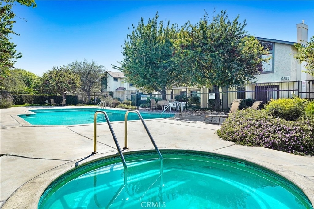 9531 Sepulveda Blvd - Photo 1