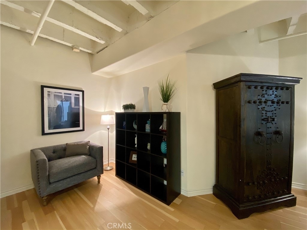 312 W 5th Street - Photo 7