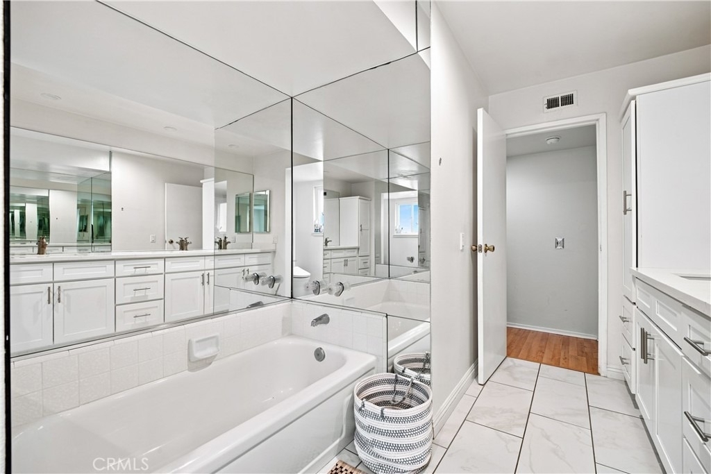 4675 Willis - Photo 18