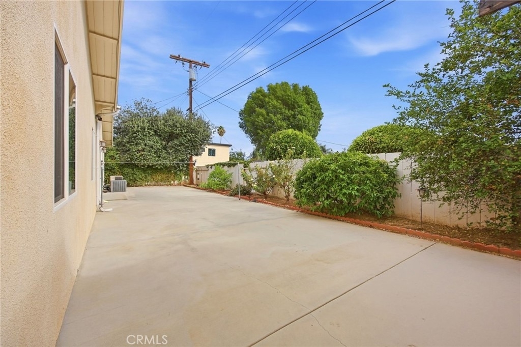 22248 Leadwell - Photo 44