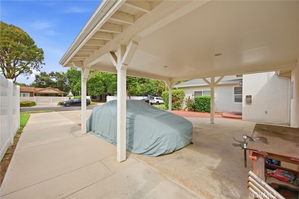 22248 Leadwell - Photo 8
