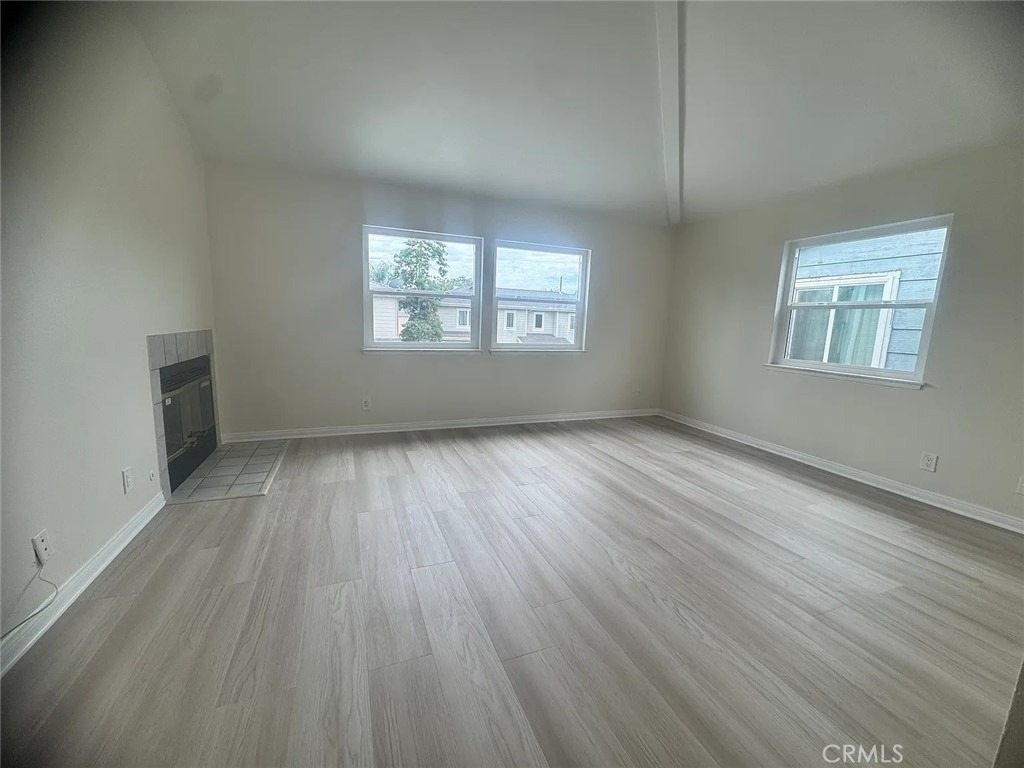 14726 Tupper - Photo 23