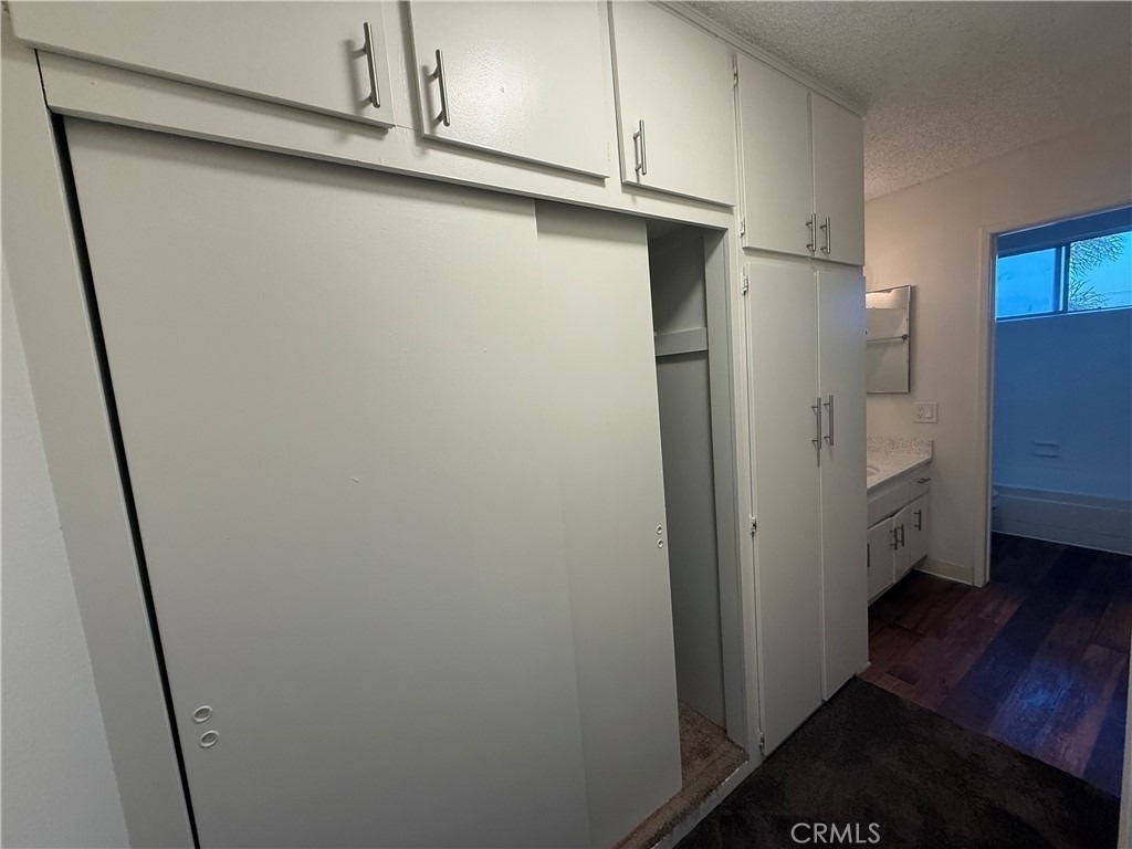 4015 W 137th Street - Photo 12