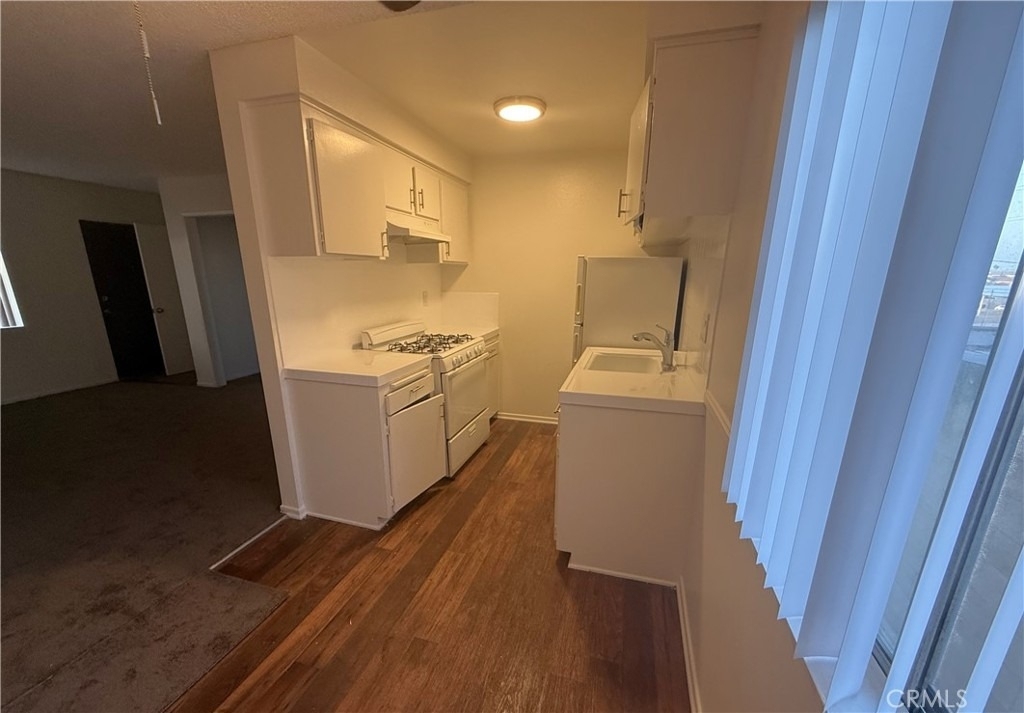4015 W 137th Street - Photo 11